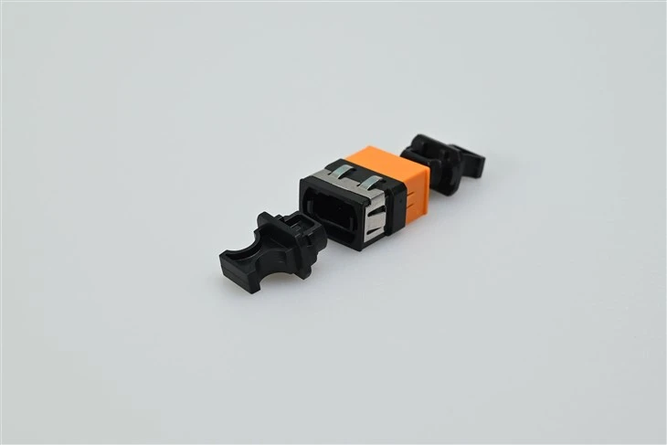 MTP/MPO optični adapter – 0,2 dB nizke-izgube z visoko-natančnim poravnalnim tulcem